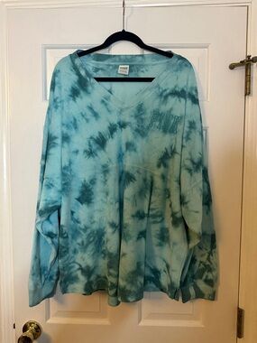 PINK Victoria's Secret Teal Tie-Dye V-Neck Pullover